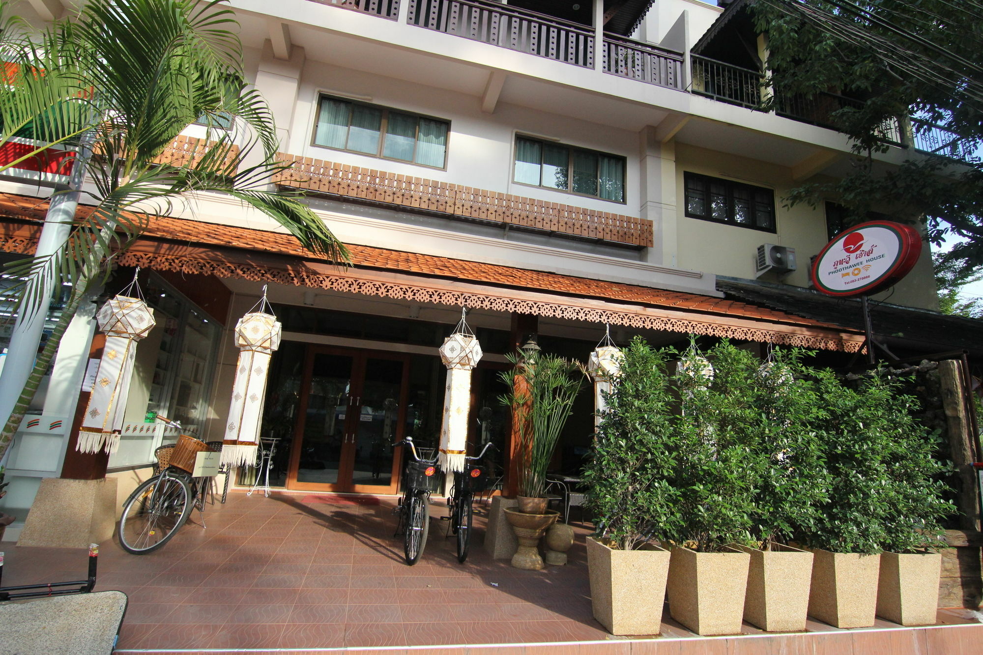 Phoothawee House Hotel Chiang Mai Exterior photo
